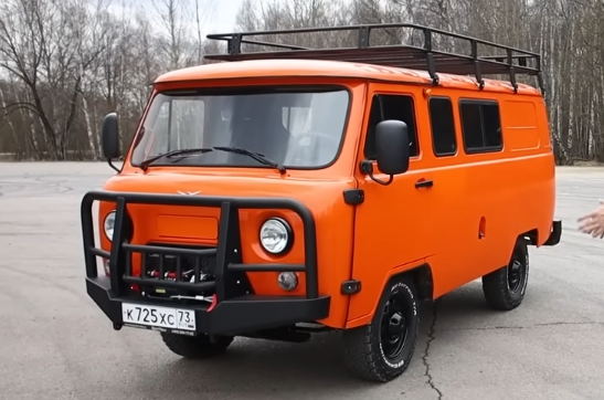 «УАЗ» запустил производство юбилейной версии «Буханки»