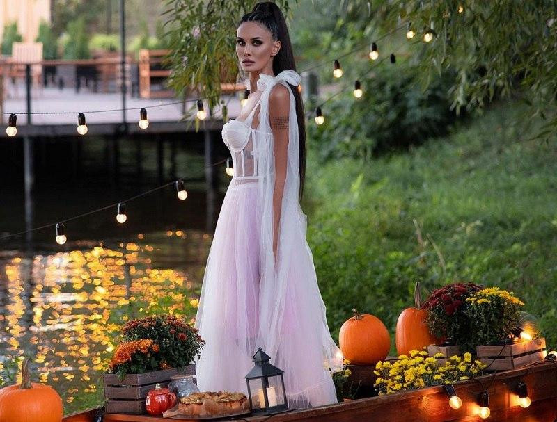 Алана Мамаева объяснила риск пластических операций по вставке ягодичных имплантов временным эффектом