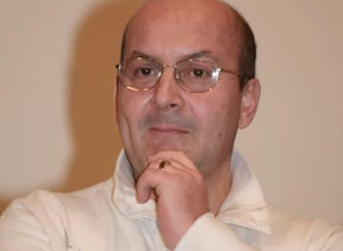 Дочь Вячеслава Гришечкина до сих пор не похоронила прах отца